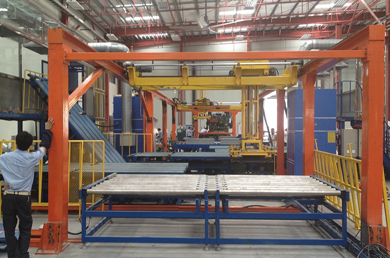 Condenser assembly testing machine